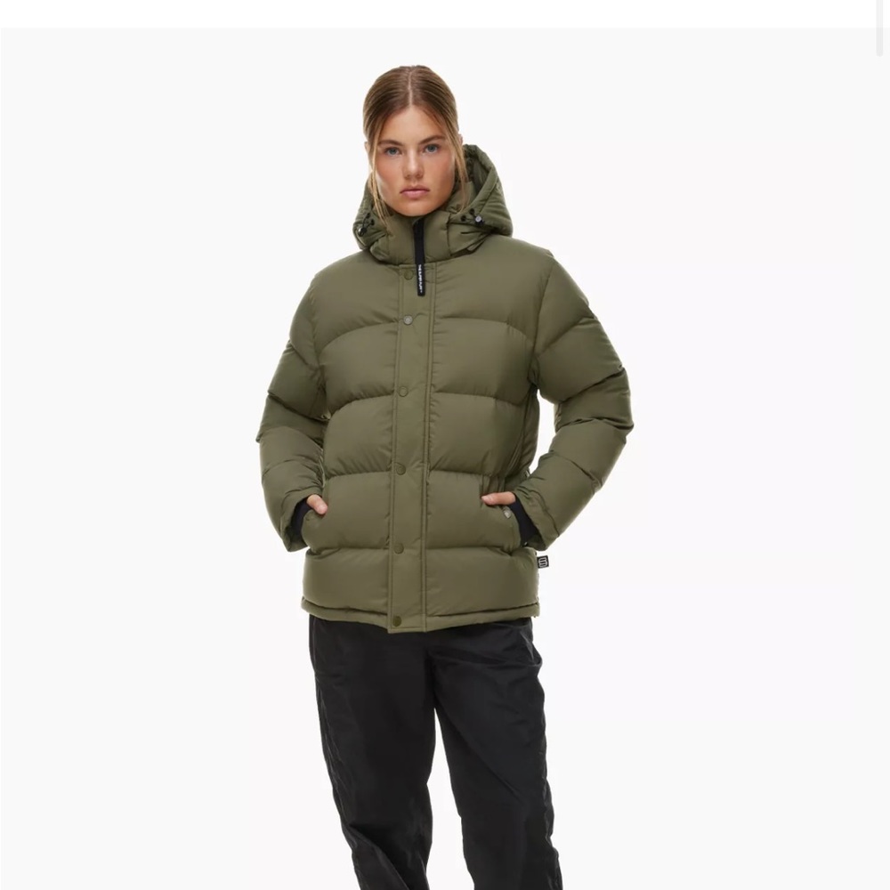 Aritzia super puff Army Green 3XS